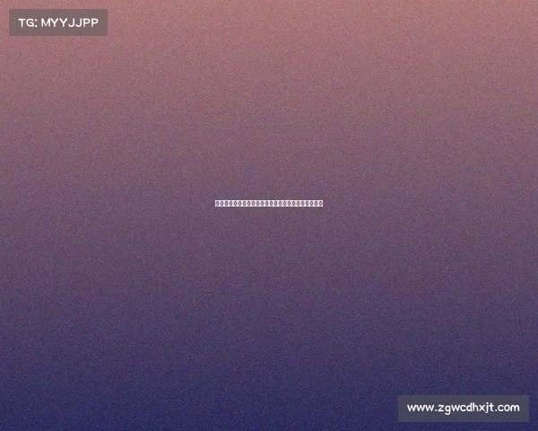 足球场上的巅峰对决：球星们激烈较量，谁能称霸赛场